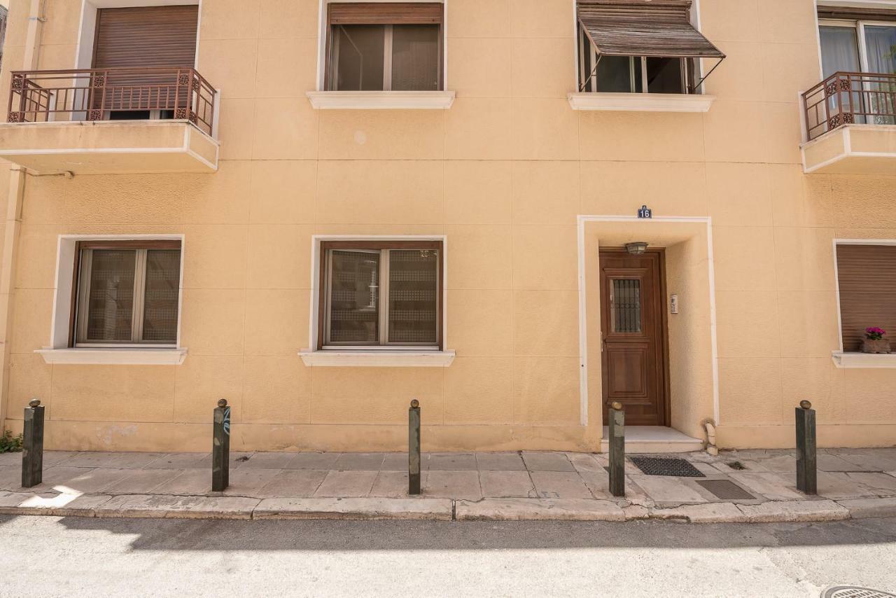 Just Under Acropolis Apartment Атина Екстериор снимка