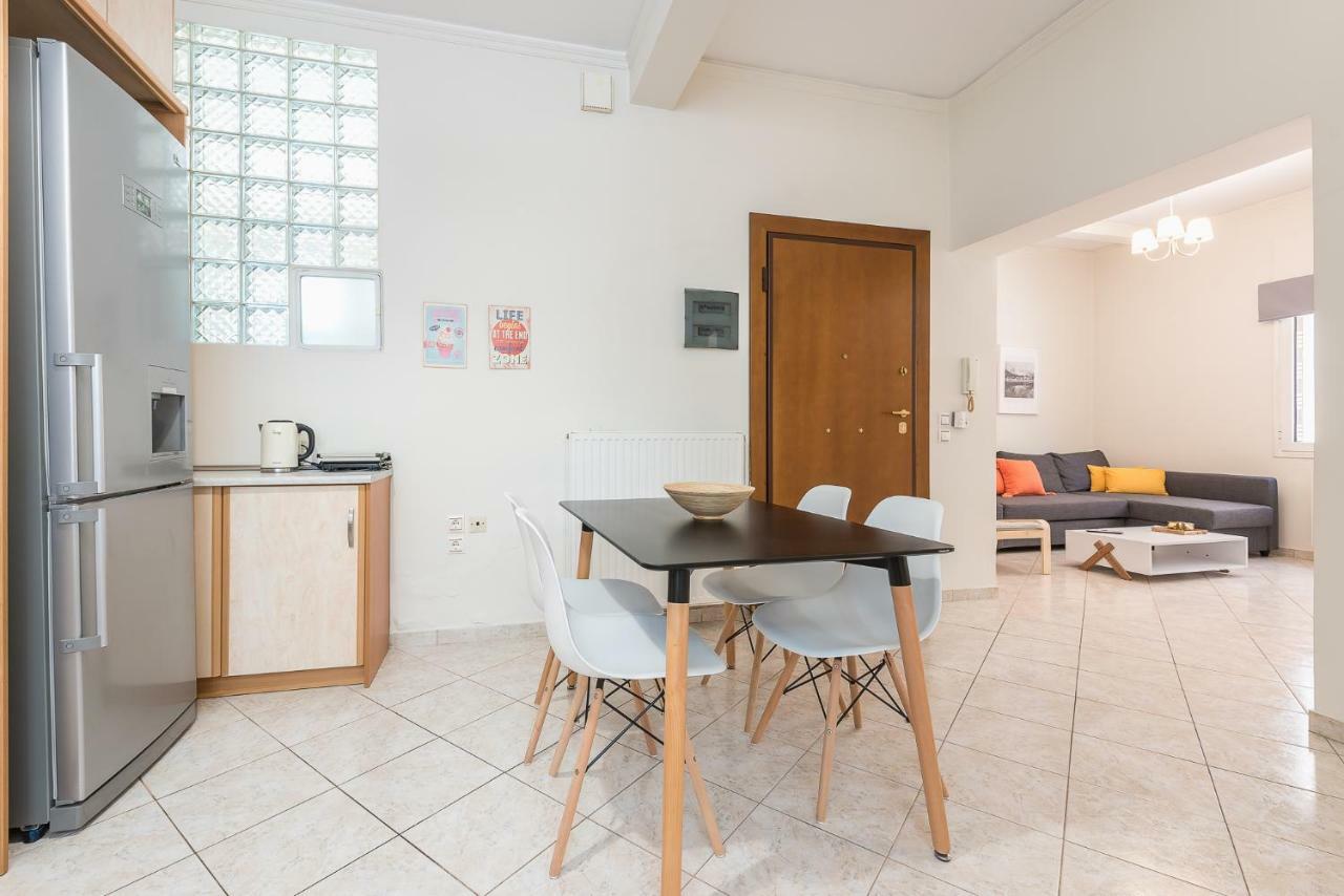 Just Under Acropolis Apartment Атина Екстериор снимка