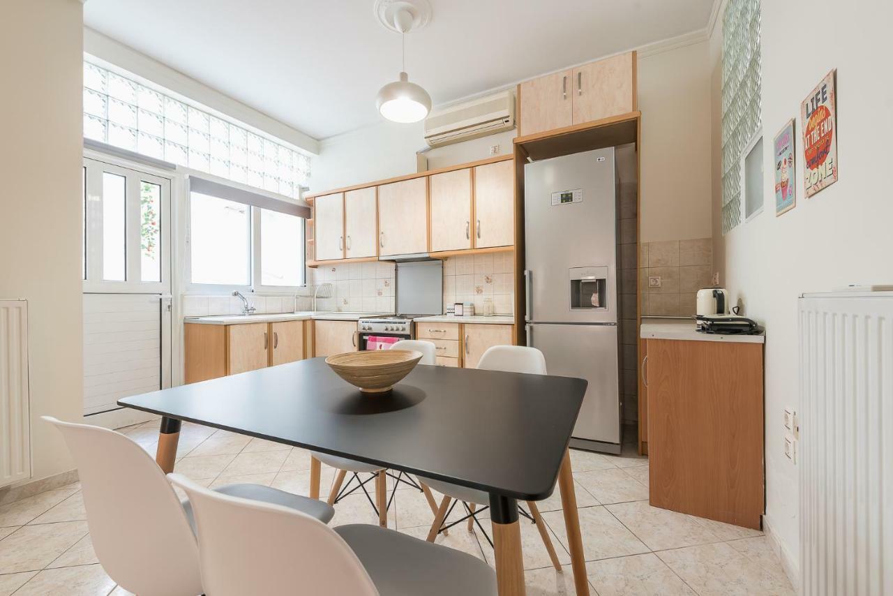 Just Under Acropolis Apartment Атина Екстериор снимка