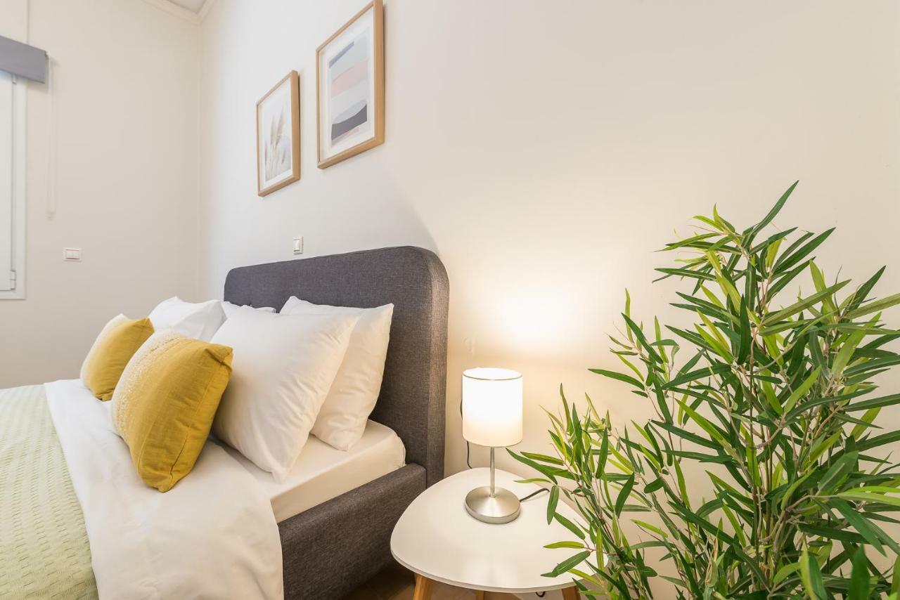 Just Under Acropolis Apartment Атина Екстериор снимка
