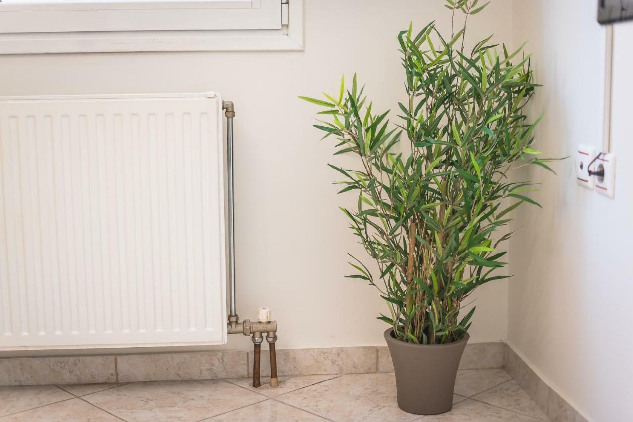 Just Under Acropolis Apartment Атина Екстериор снимка